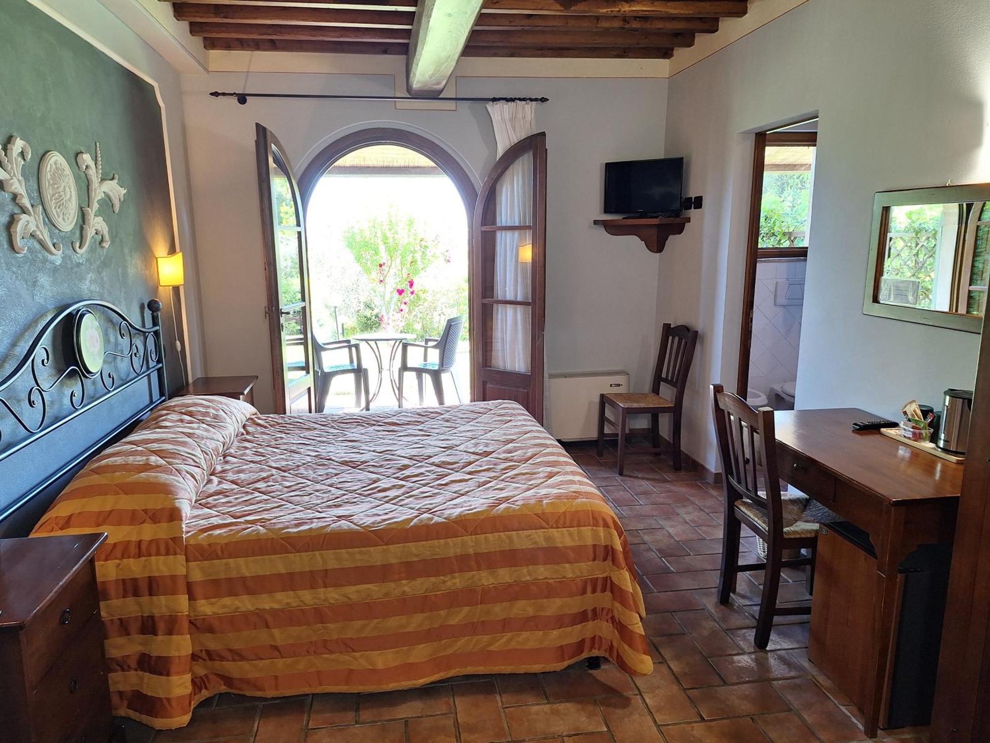 Bed and Breakfast Antico Borgo Il Cardino à San Gimignano Extérieur photo